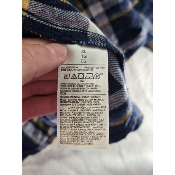 Old Navy The Boyfriend Shirt Blue/Yellow/White Flannel Size XL - Picture 6 of 8